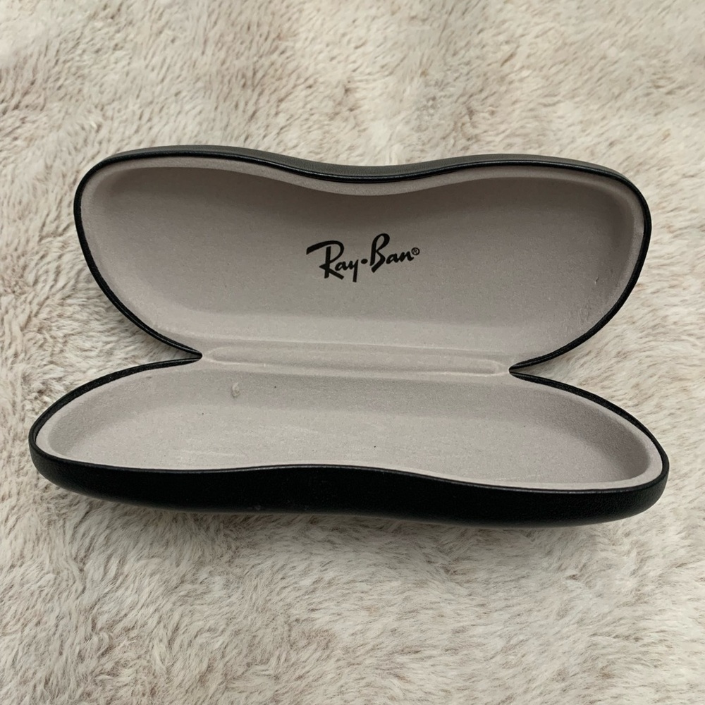 ❤Ray Ban Hard Glasses Clamshell Case Black